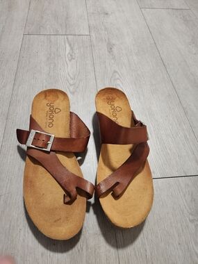 NWT Yokono Spain Cognac Brown Leather Toe Loop Cork Sandals